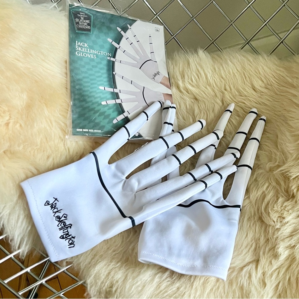 White Jack Skellington Gloves
